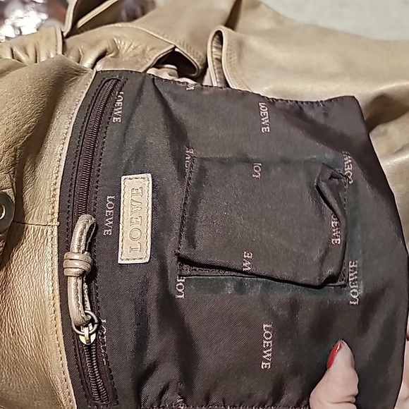 Loewe beige  Nappa Leather Handbag - Picture 8 of 11